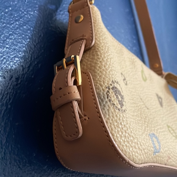 Valleverde purse made in Italy CUTE length 9 x 6 inch wide 2 thick NEW - Picture 3 of 7